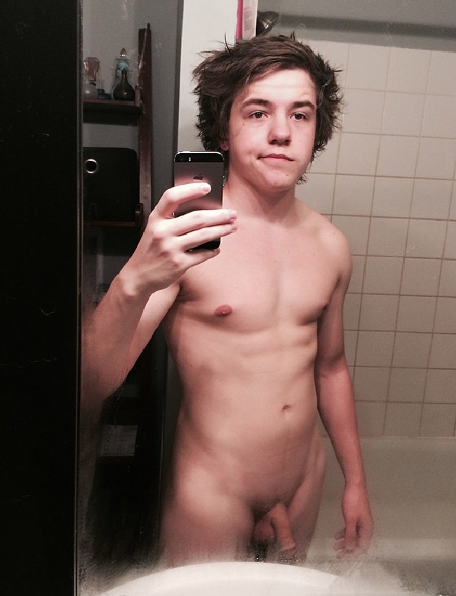 Cute Nude Teen