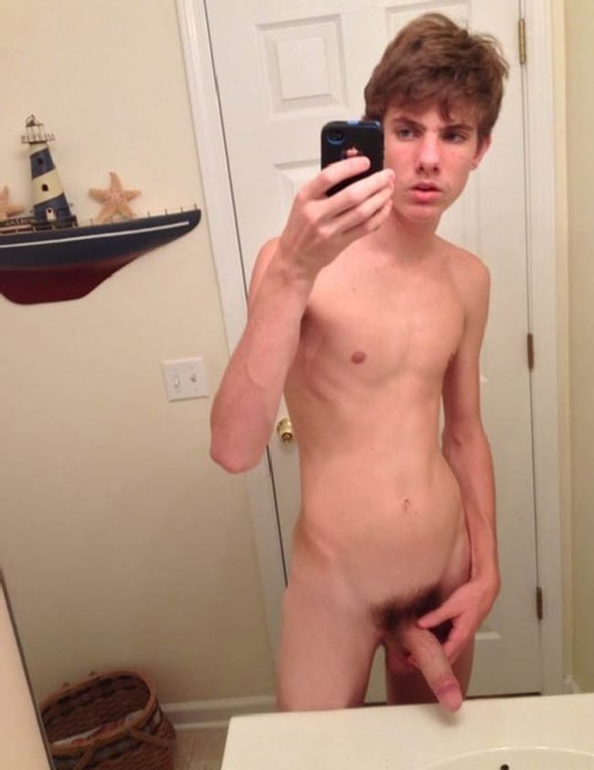 Nude Boy Mirror Selfie
